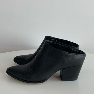 Dolce vita leather heeled mule clogs